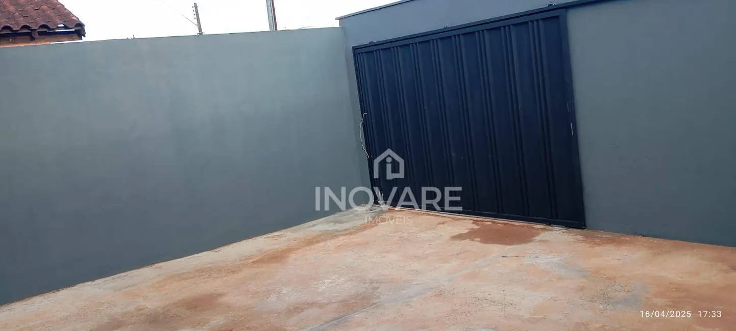 Foto 3 de Casa com 2 quartos à venda, 250m2 em Itumbiara - GO