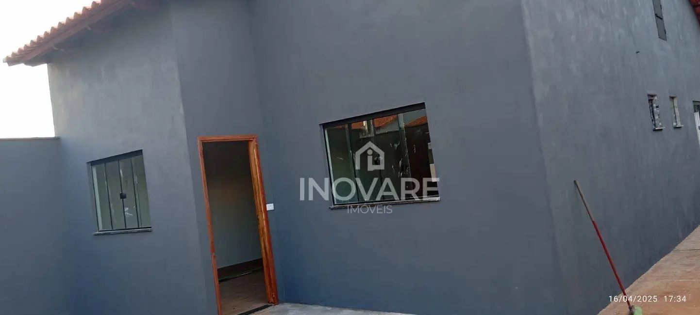 Foto 1 de Casa com 2 quartos à venda, 250m2 em Itumbiara - GO