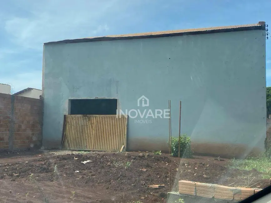 Foto 1 de Armazém / Galpão à venda e para alugar, 416m2 em Paranaíba, Itumbiara - GO