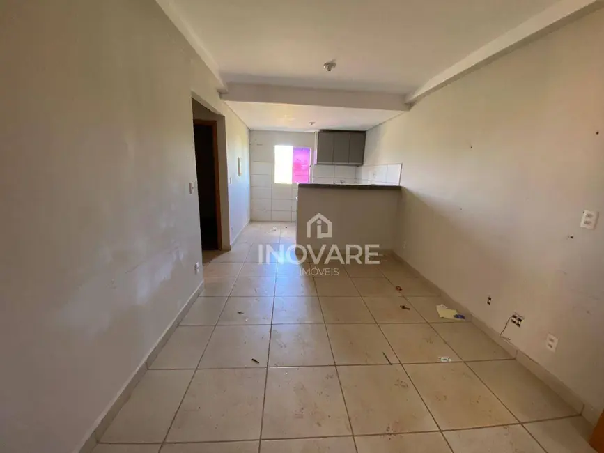Foto 7 de Apartamento com 2 quartos para alugar, 47m2 em Itumbiara - GO
