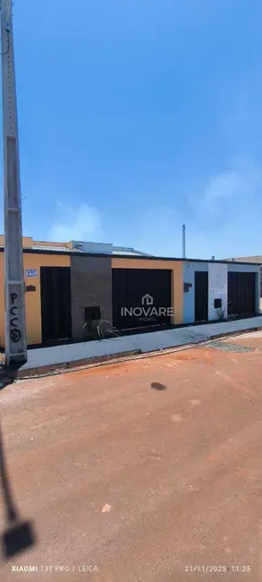 Foto 2 de Casa com 2 quartos à venda, 180m2 em Itumbiara - GO