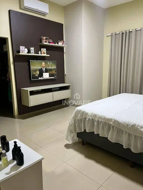 Foto 9 de Casa com 3 quartos à venda, 500m2 em Itumbiara - GO