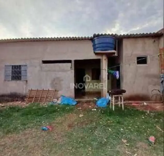 Foto 2 de Casa com 2 quartos à venda, 250m2 em Itumbiara - GO