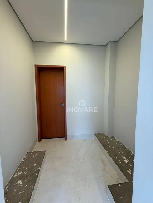 Foto 6 de Casa com 3 quartos à venda, 250m2 em Itumbiara - GO