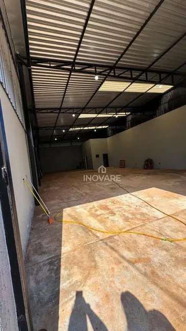 Armazém / Galpão para alugar, 250m2 em Cidade Jardim, Itumbiara - GO - imagem 2 Foto 2 de Armazém / Galpão para alugar, 250m2 em Cidade Jardim, Itumbiara - GO