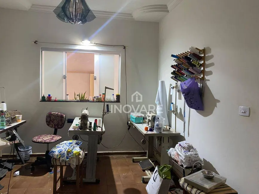 Foto 5 de Casa com 3 quartos à venda, 418m2 em Itumbiara - GO