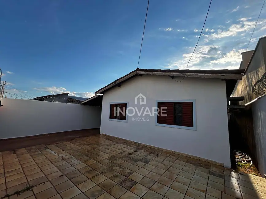 Foto 3 de Casa com 2 quartos à venda, 360m2 em Setor Buritys, Itumbiara - GO