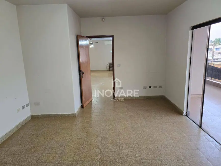 Kitnet com 3 quartos para alugar, 480m2 em Itumbiara - GO - imagem 8 Foto 8 de Kitnet com 3 quartos para alugar, 480m2 em Itumbiara - GO