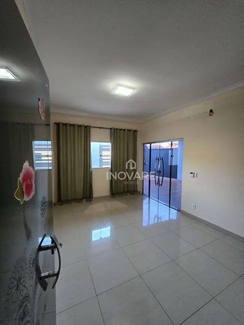 Casa com 3 quartos à venda, 392m2 em Itumbiara - GO - imagem 9 Foto 9 de Casa com 3 quartos à venda, 392m2 em Itumbiara - GO