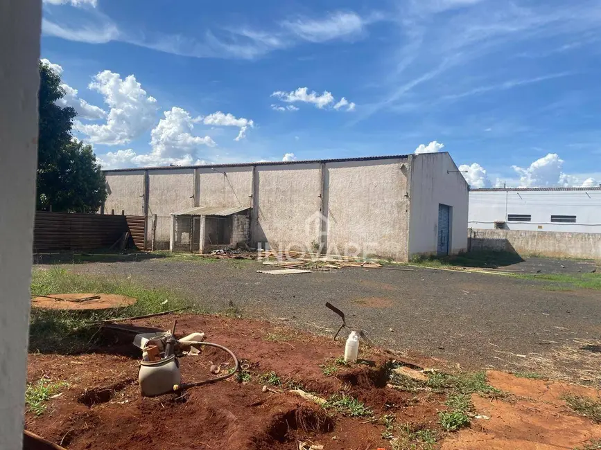 Armazém / Galpão para alugar, 3000m2 em Itumbiara - GO - imagem 9 Foto 9 de Armazém / Galpão para alugar, 3000m2 em Itumbiara - GO