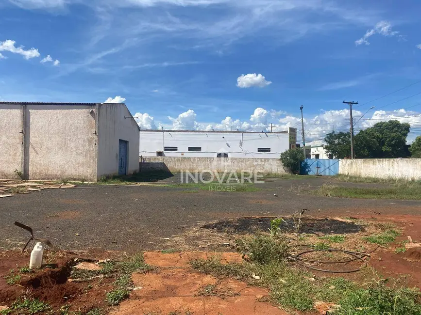 Armazém / Galpão para alugar, 3000m2 em Itumbiara - GO - imagem 8 Foto 8 de Armazém / Galpão para alugar, 3000m2 em Itumbiara - GO