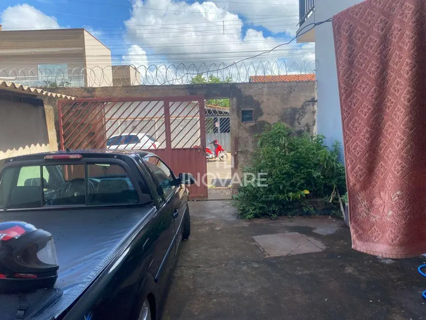 Foto 2 de Casa com 2 quartos à venda, 2173m2 em Setor Novo Horizonte, Itumbiara - GO