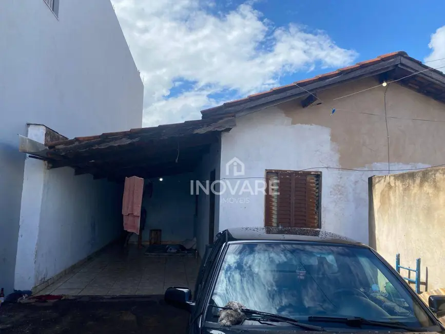 Foto 1 de Casa com 2 quartos à venda, 2173m2 em Setor Novo Horizonte, Itumbiara - GO