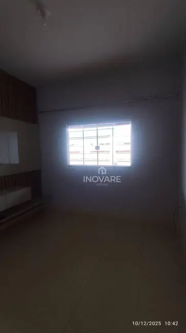 Foto 4 de Casa com 3 quartos à venda e para alugar, 180m2 em Itumbiara - GO
