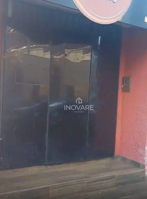 Sala Comercial para alugar, 250m2 em Itumbiara - GO - imagem 1 Foto 1 de Sala Comercial para alugar, 250m2 em Itumbiara - GO