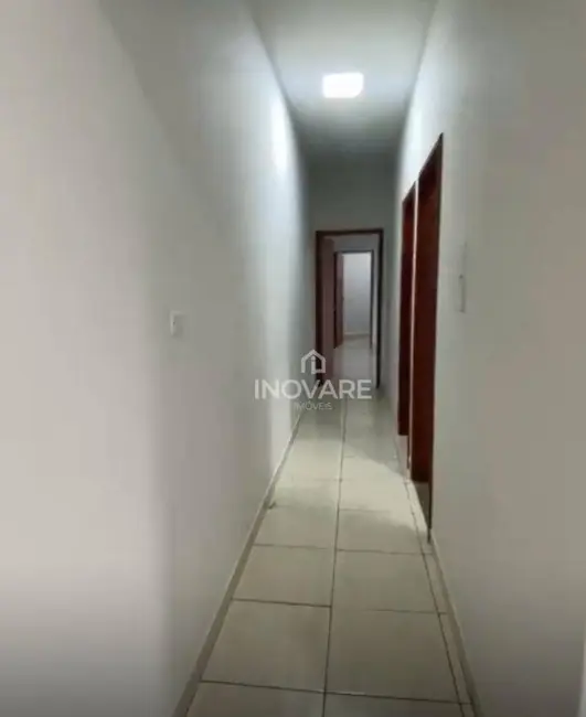 Foto 9 de Casa com 2 quartos à venda, 180m2 em Itumbiara - GO