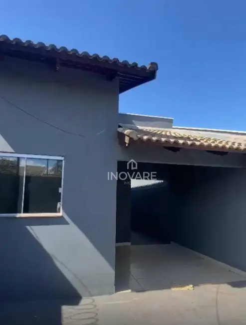 Foto 1 de Casa com 2 quartos à venda, 180m2 em Itumbiara - GO