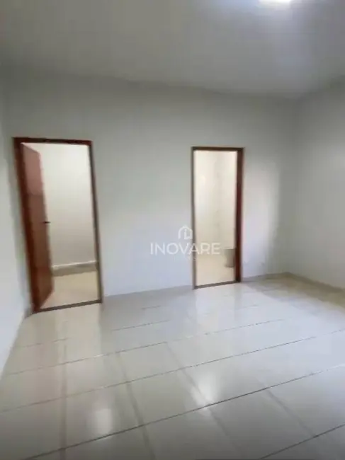 Foto 5 de Casa com 2 quartos à venda, 180m2 em Itumbiara - GO