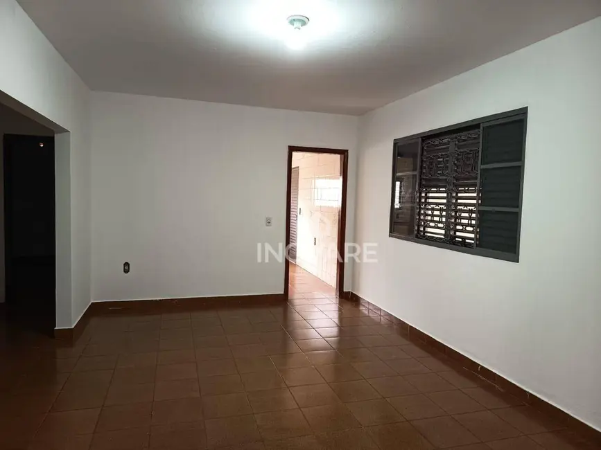 Foto 5 de Casa com 3 quartos à venda, 395m2 em Itumbiara - GO