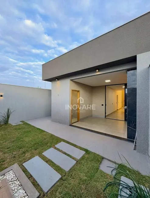 Foto 1 de Casa com 3 quartos à venda, 300m2 em Jardim Liberdade, Itumbiara - GO