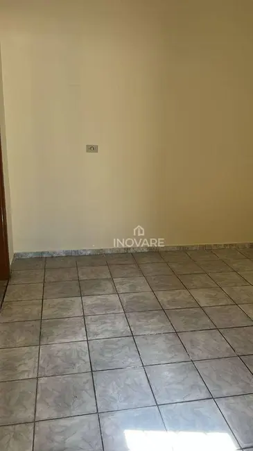 Foto 4 de Kitnet com 1 quarto para alugar em Itumbiara - GO