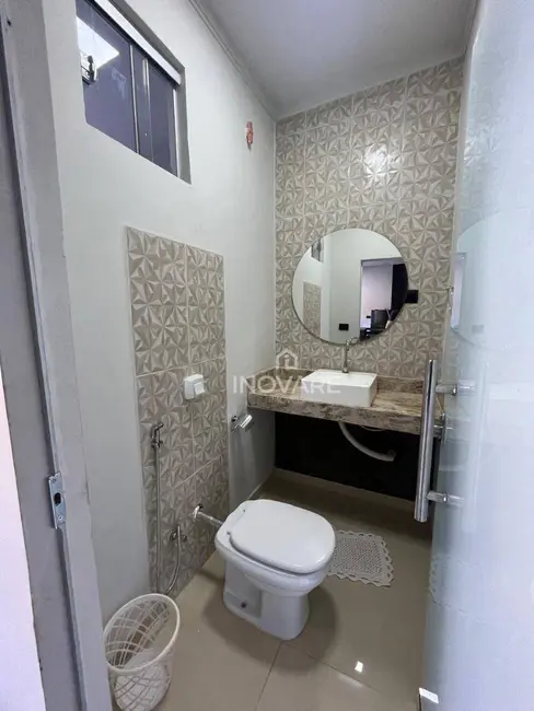 Foto 8 de Casa com 2 quartos à venda, 200m2 em Itumbiara - GO