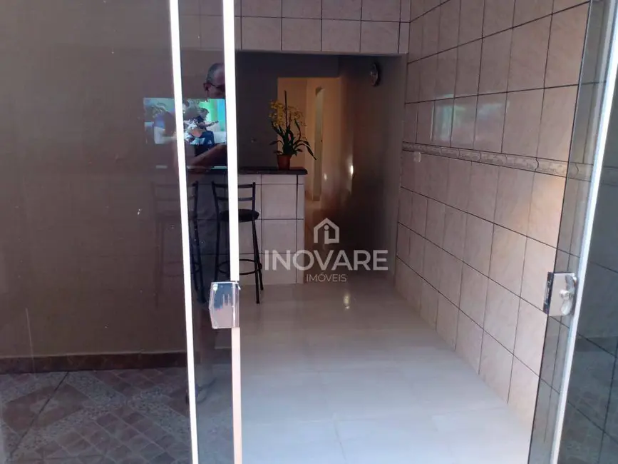 Casa com 4 quartos à venda e para alugar em Jardim América, Itumbiara - GO - imagem 5 Foto 5 de Casa com 4 quartos à venda e para alugar em Jardim América, Itumbiara - GO