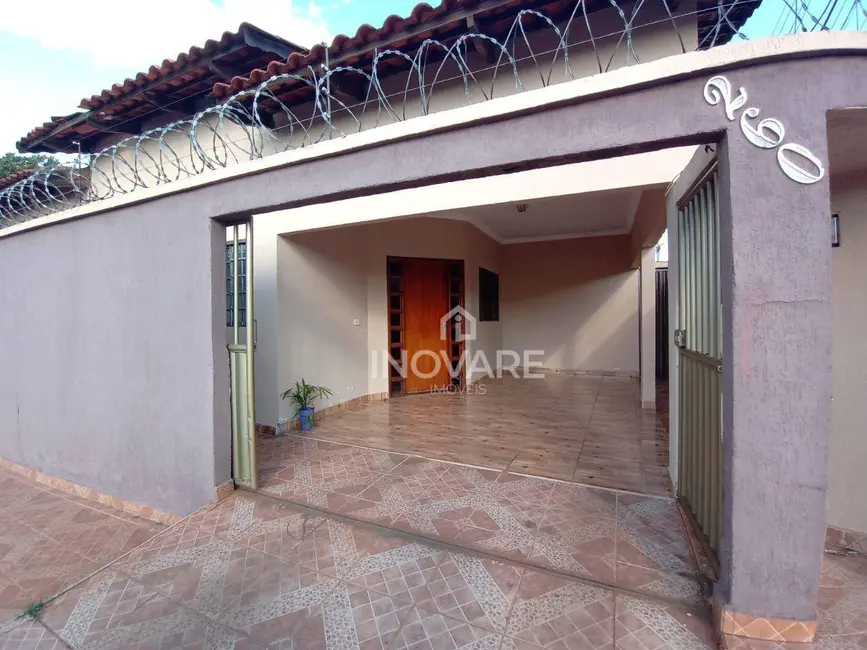 Casa com 4 quartos à venda e para alugar em Jardim América, Itumbiara - GO - imagem 3 Foto 3 de Casa com 4 quartos à venda e para alugar em Jardim América, Itumbiara - GO
