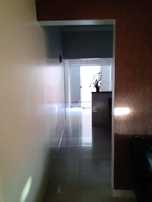 Casa com 4 quartos à venda e para alugar em Jardim América, Itumbiara - GO - imagem 9 Foto 9 de Casa com 4 quartos à venda e para alugar em Jardim América, Itumbiara - GO