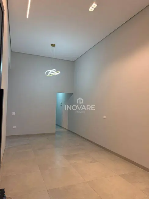Foto 1 de Casa com 3 quartos à venda, 250m2 em Jardim Morumbi, Itumbiara - GO