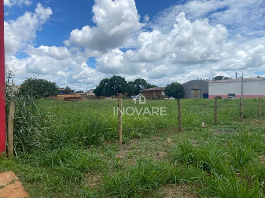 Foto 1 de Sala Comercial para alugar, 2000m2 em Setor Planalto, Itumbiara - GO