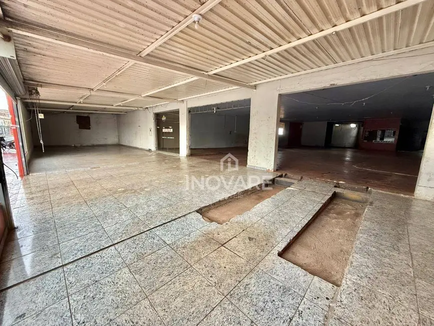 Foto 3 de Armazém / Galpão para alugar, 981m2 em Itumbiara - GO