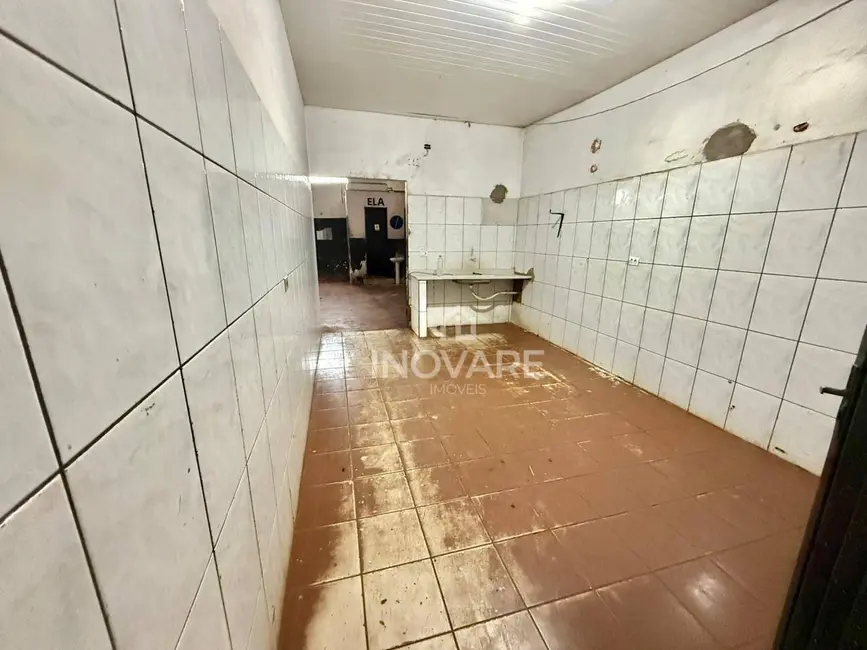 Foto 9 de Armazém / Galpão para alugar, 981m2 em Itumbiara - GO