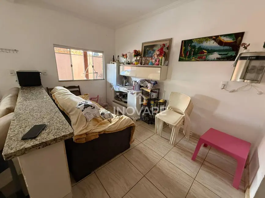 Foto 4 de Casa com 3 quartos à venda em Arapora - MG