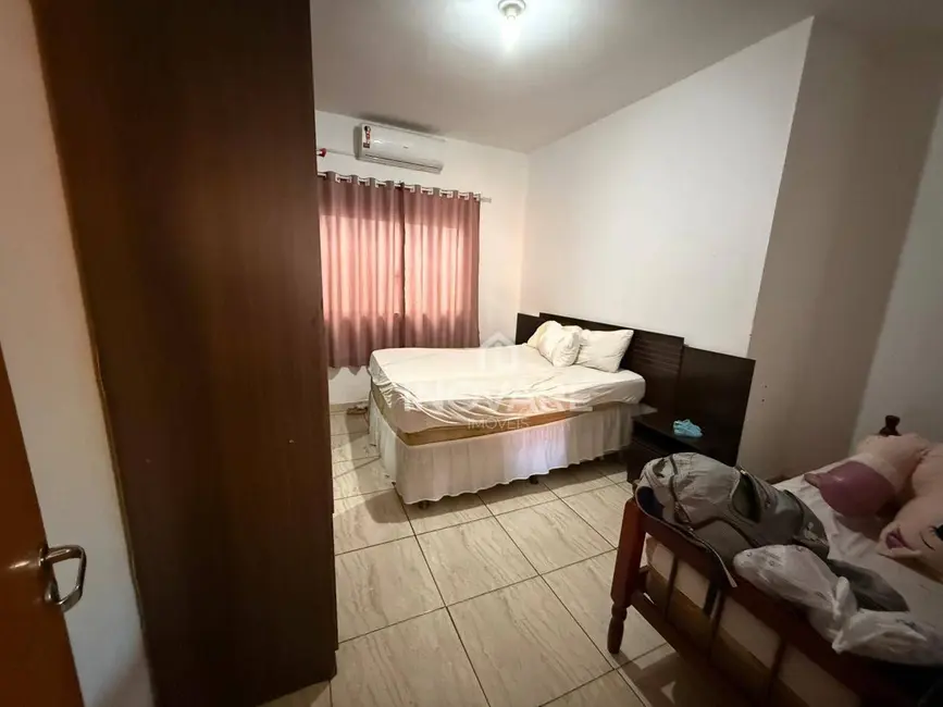 Foto 7 de Casa com 3 quartos à venda em Arapora - MG