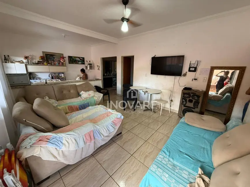 Foto 3 de Casa com 3 quartos à venda em Arapora - MG