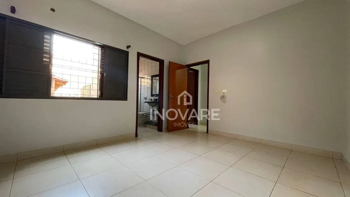 Foto 3 de Casa com 3 quartos para alugar, 360m2 em Setor Novo Horizonte, Itumbiara - GO
