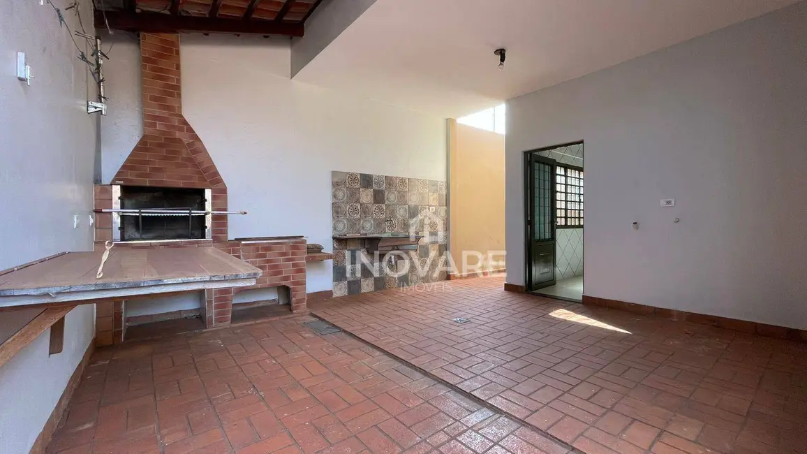 Foto 7 de Casa com 3 quartos para alugar, 360m2 em Setor Novo Horizonte, Itumbiara - GO