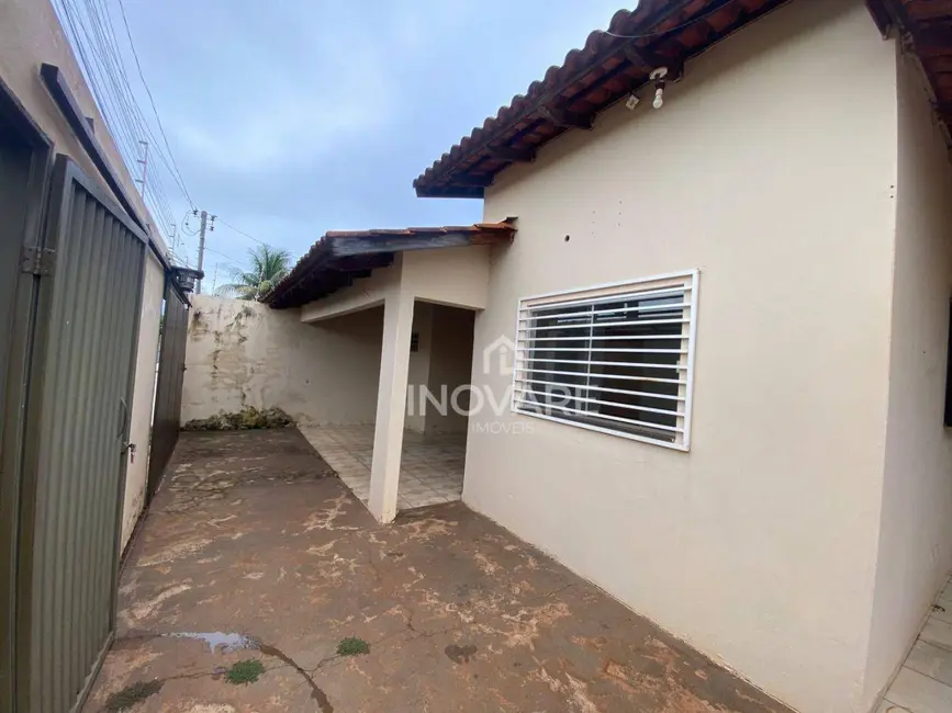 Foto 3 de Casa com 2 quartos à venda, 180m2 em Jardim Leonora, Itumbiara - GO