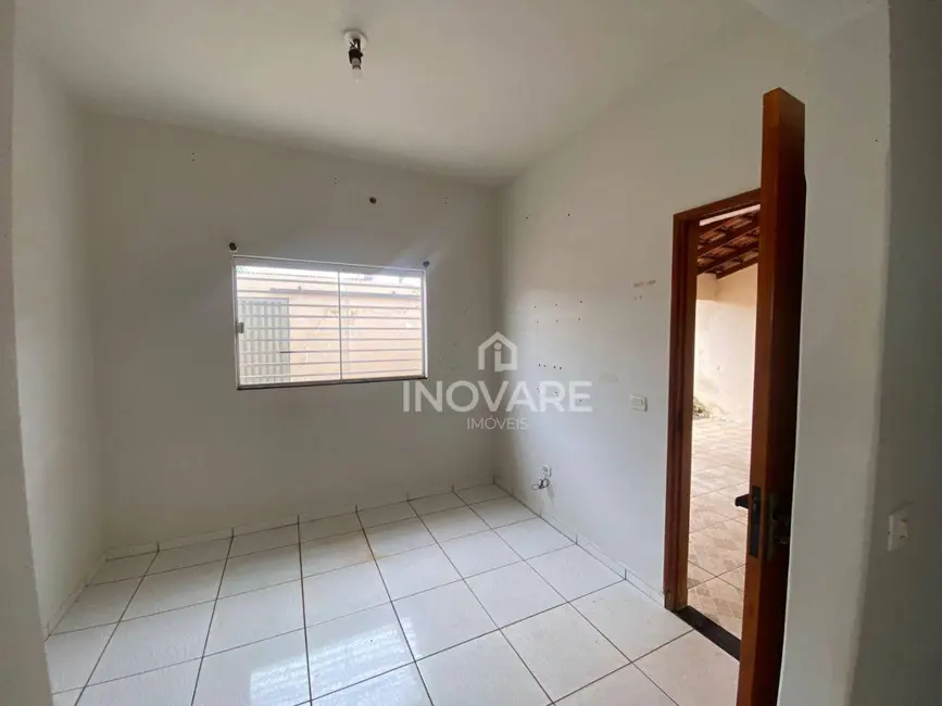Foto 7 de Casa com 2 quartos à venda, 180m2 em Jardim Leonora, Itumbiara - GO