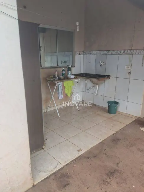 Foto 9 de Casa com 2 quartos à venda, 240m2 em Itumbiara - GO