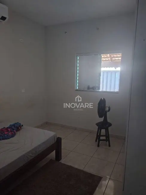 Foto 4 de Casa com 2 quartos à venda, 240m2 em Itumbiara - GO