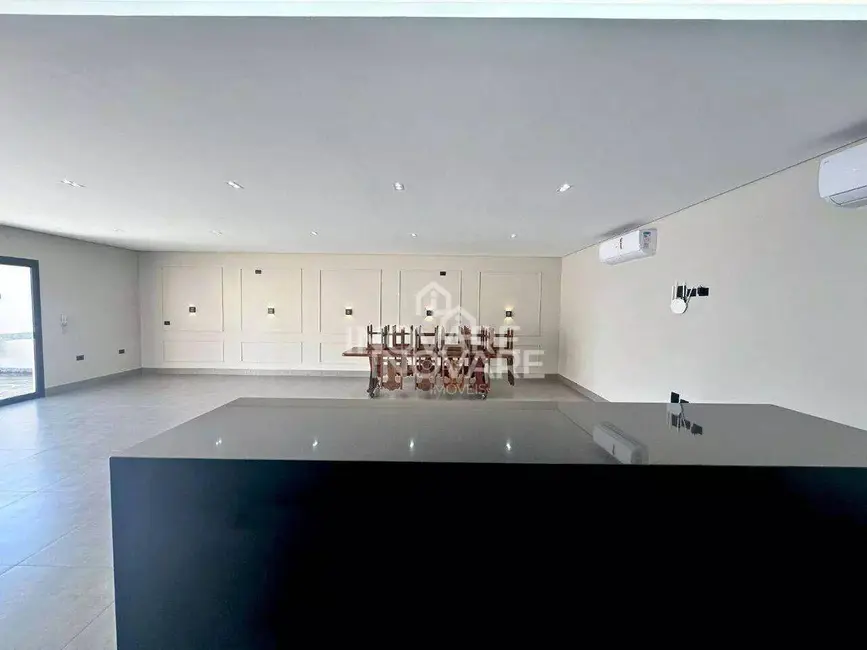 Foto 5 de Apartamento com 3 quartos para alugar, 141m2 em Itumbiara - GO