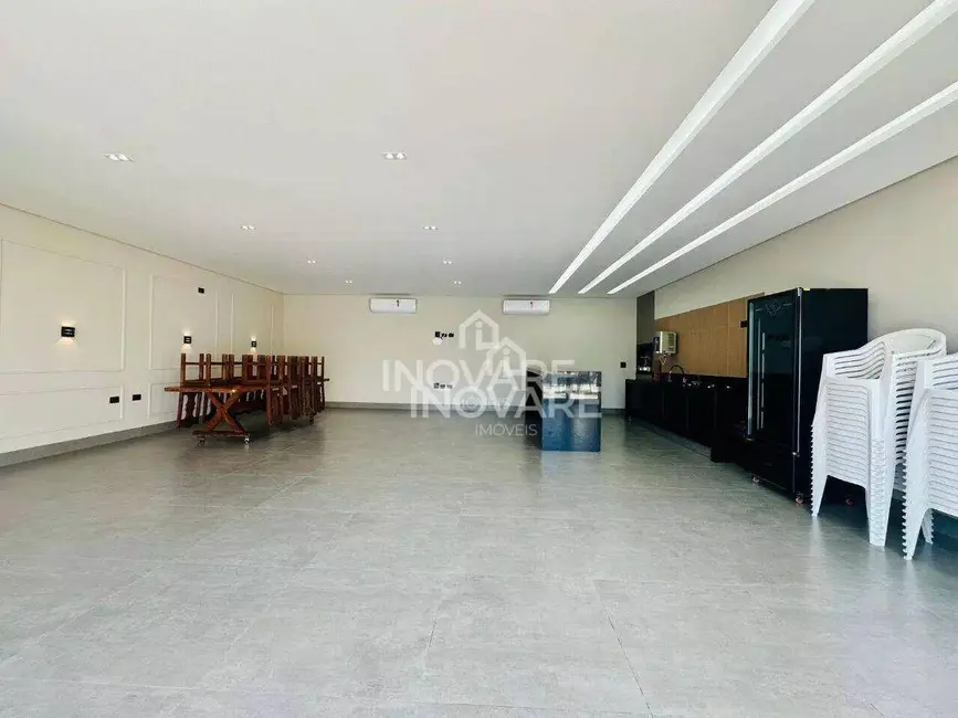 Foto 6 de Apartamento com 3 quartos para alugar, 141m2 em Itumbiara - GO