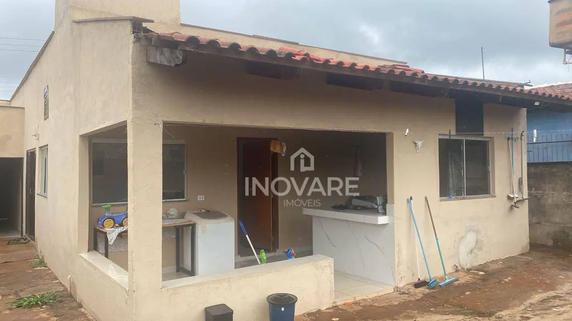 Foto 3 de Casa com 3 quartos à venda, 300m2 em Itumbiara - GO