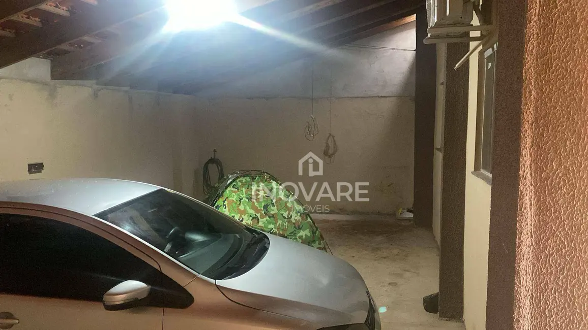 Foto 2 de Casa com 3 quartos à venda, 300m2 em Itumbiara - GO