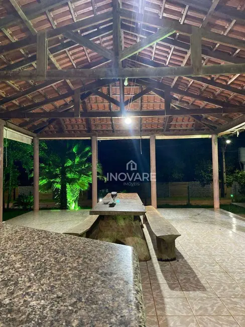 Foto 3 de Sítio / Rancho com 4 quartos à venda, 1700m2 em Buriti Alegre - GO