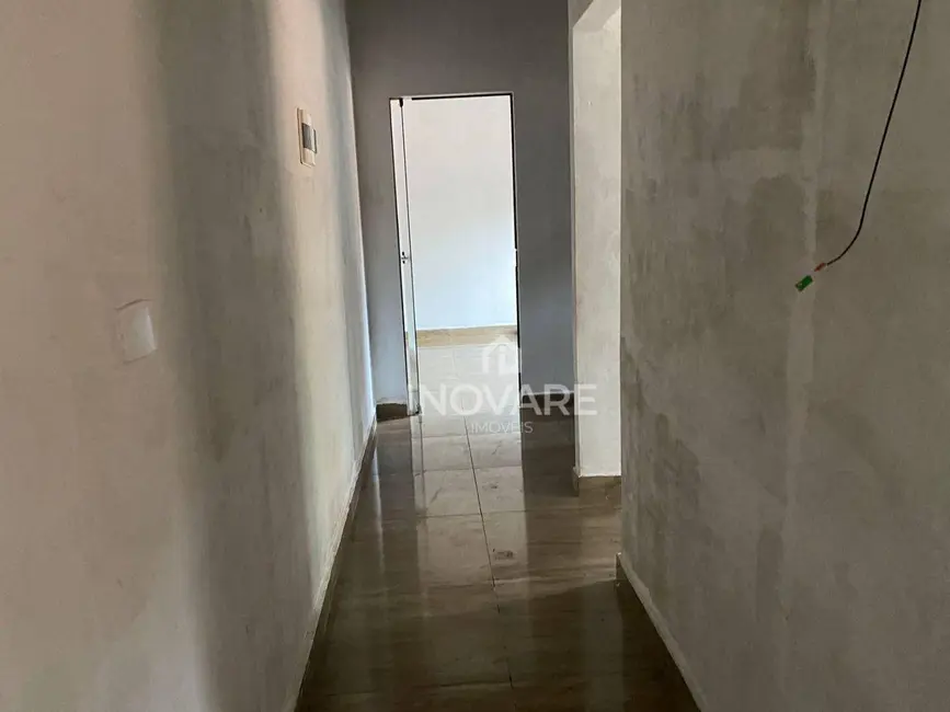 Foto 6 de Casa com 2 quartos para alugar, 78m2 em Itumbiara - GO