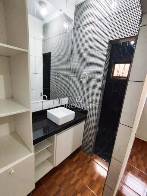 Foto 3 de Casa com 3 quartos para alugar, 250m2 em Jardim Morumbi, Itumbiara - GO