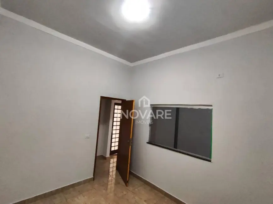 Foto 5 de Casa com 3 quartos para alugar, 250m2 em Residencial Jardim Primavera, Itumbiara - GO